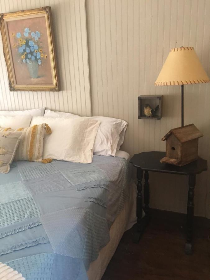 Acorn Hideaways Canton Sweet Tweet Guesthouse King Bed 外观 照片